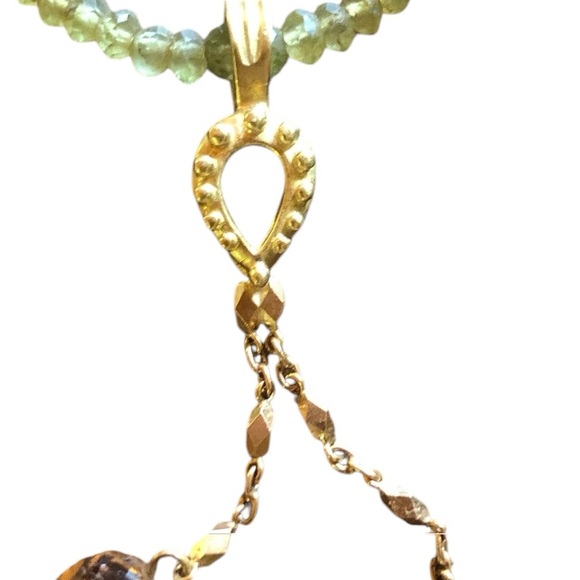 22 K Gold and Peridot necklace with Citrine Briolettes - Picture 12 of 12